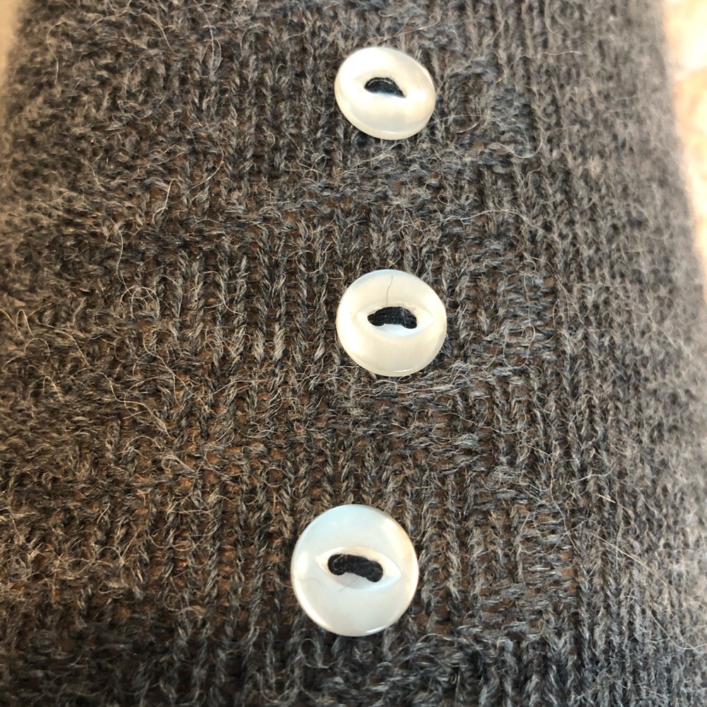 Grey Alpaca Leaves Thigh High Socks - Picture 9 of 11
